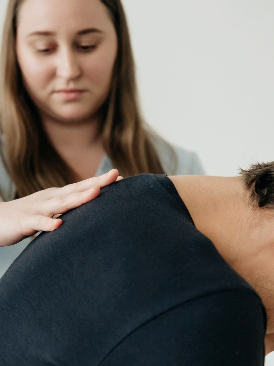 Acupuncture for low back pain: evidence, guideline differences and safety