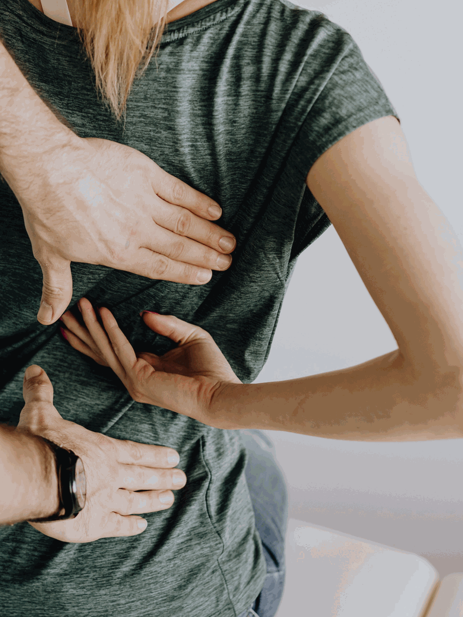 Fissure annulaire du disque : terminologie d’IRM, symptômes et traitement