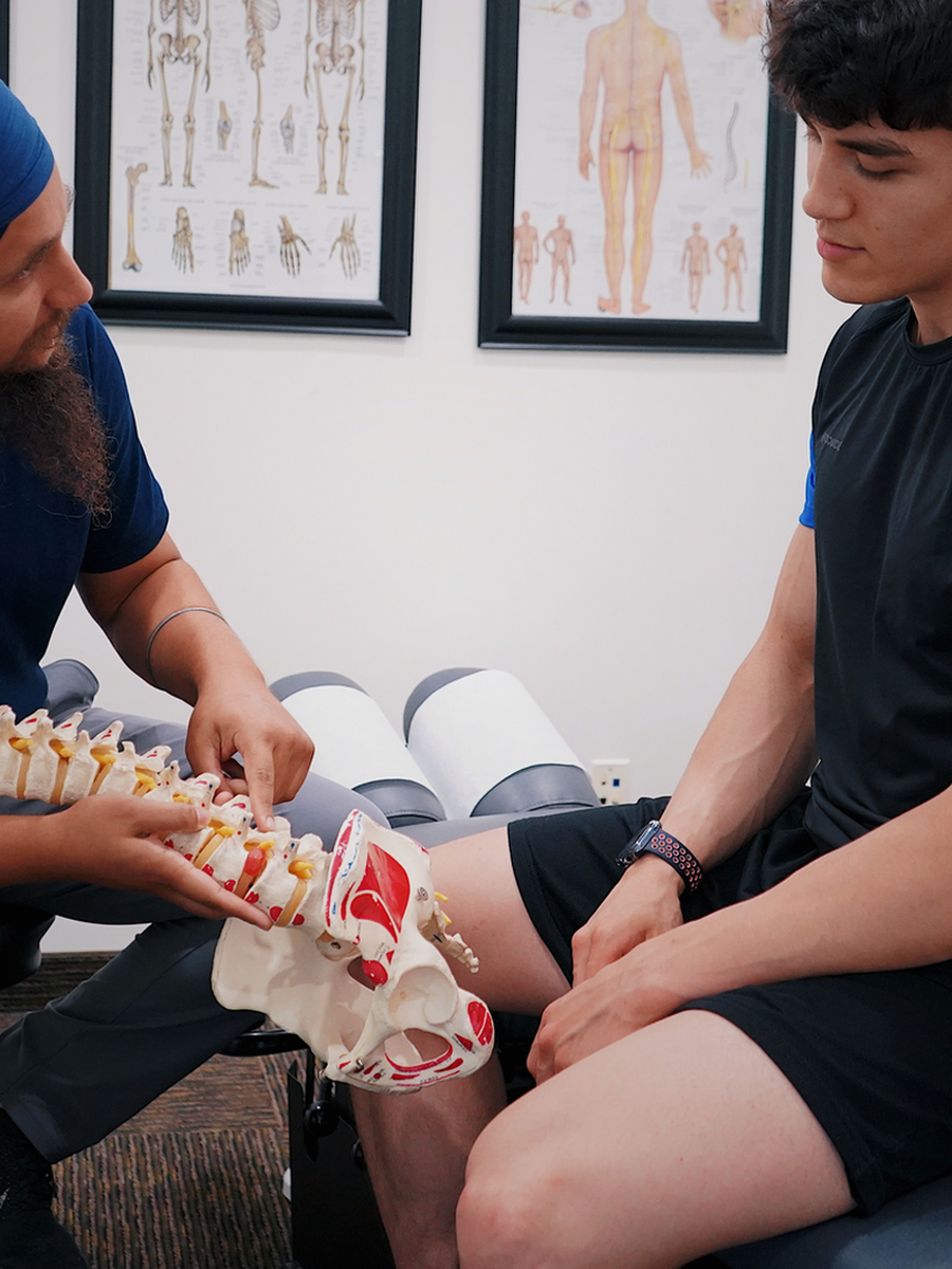 Tomodensitométrie vs IRM de la colonne : différences et indications