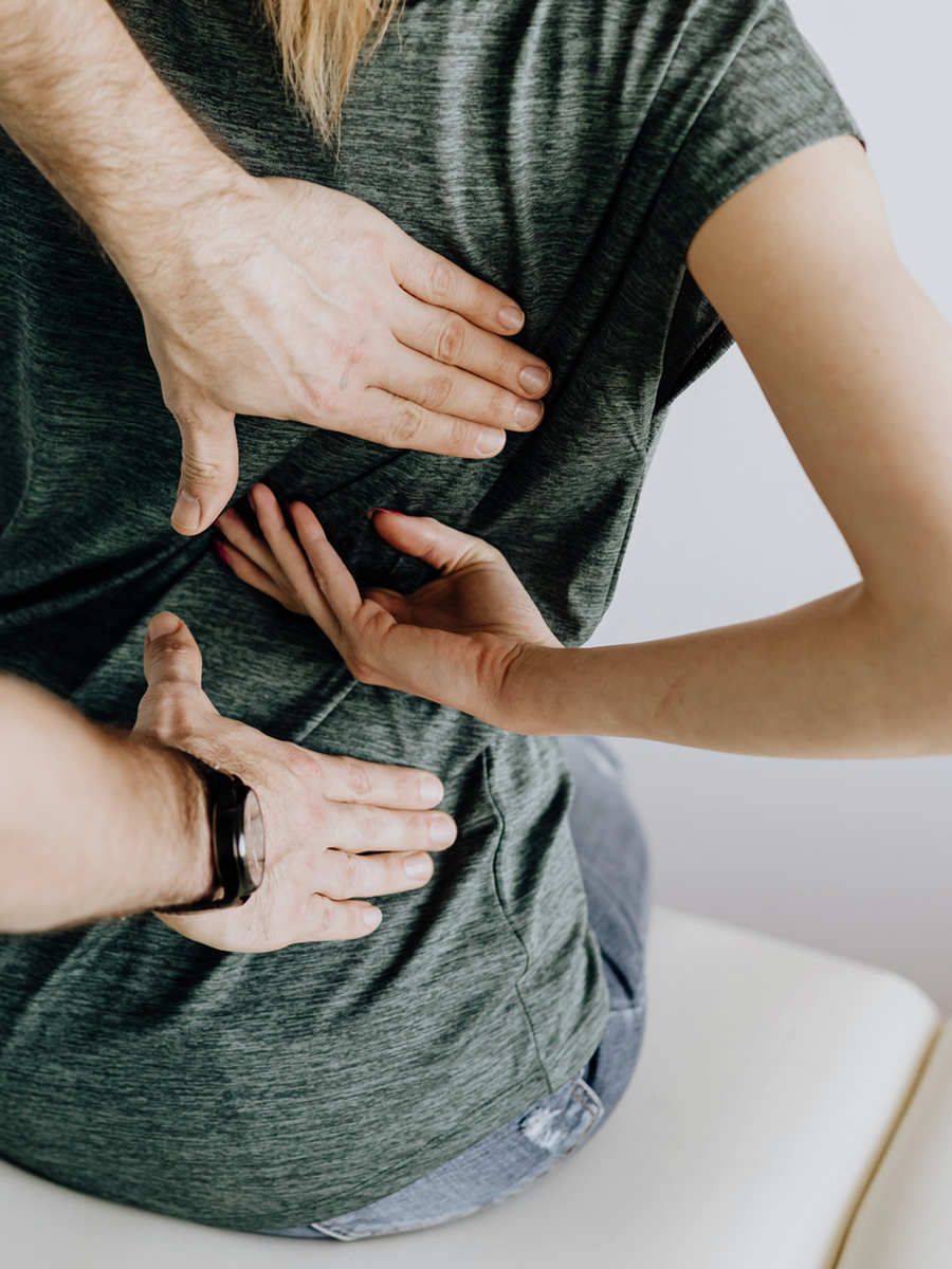 Epidural injections for sciatica: expected benefits, limits and safety
