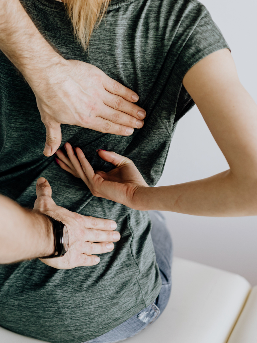 Pied tombant et faiblesse progressive : causes, urgence et conduite