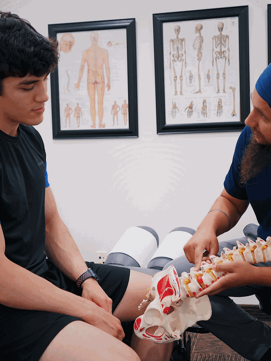 Scheuermann kyphosis vs postural kyphosis: rigid curve, imaging and treatment