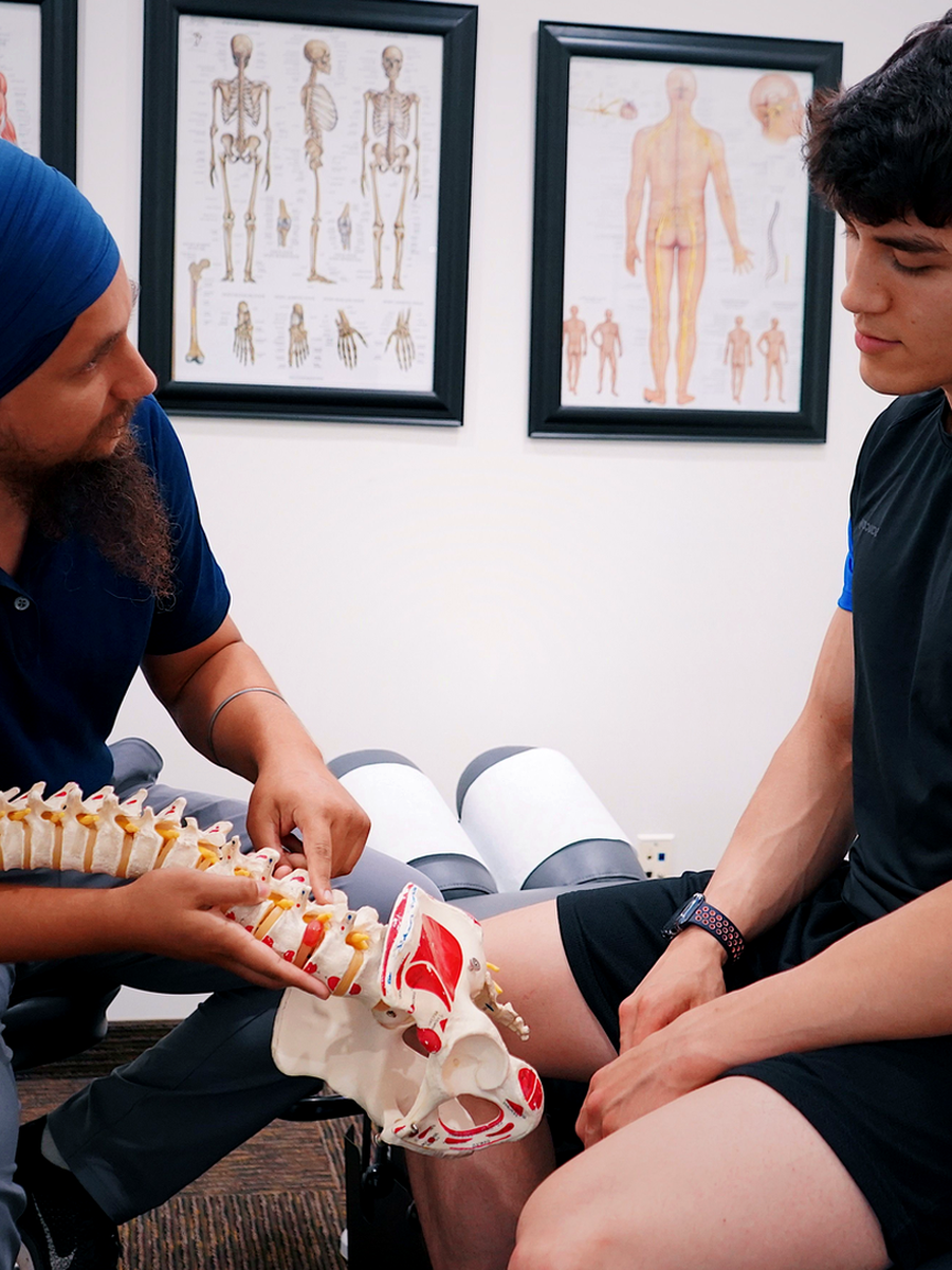 Medications for low back pain and sciatica: benefits, risks and guideline differences