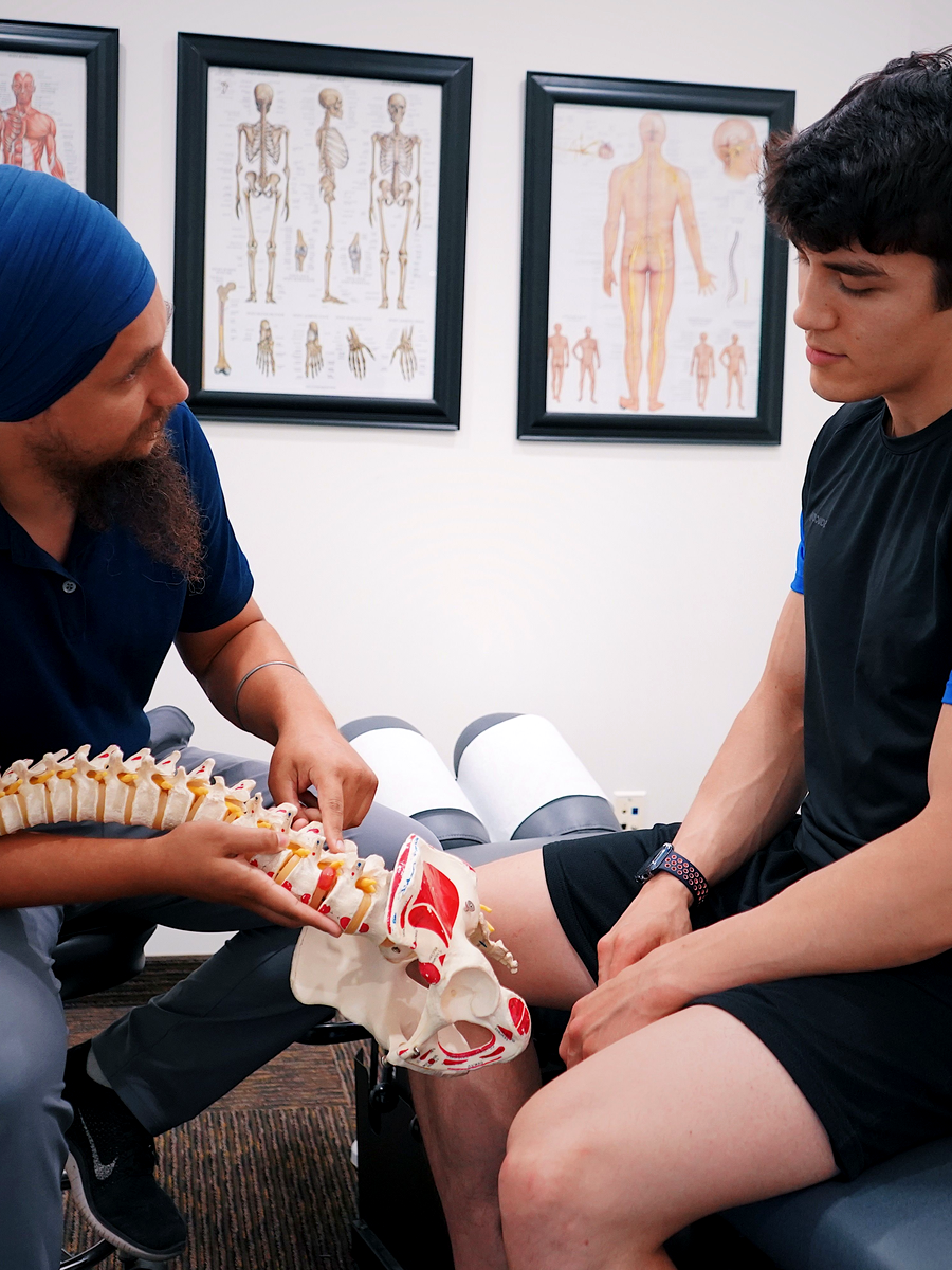 Clinical assessment related to motorized spinal decompression contraindications and reasons to stop treatment