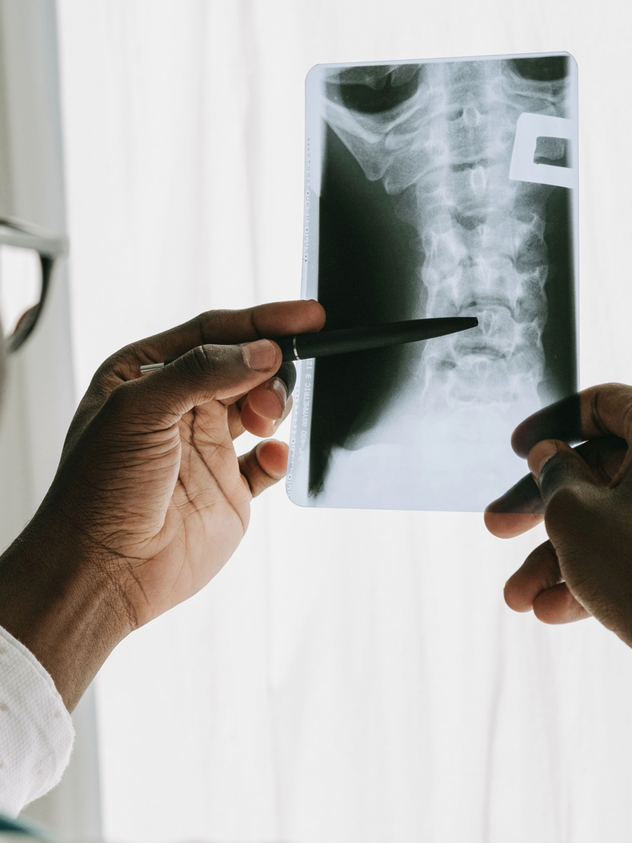 When is spine surgery needed? Urgent, elective and non-surgical pathways